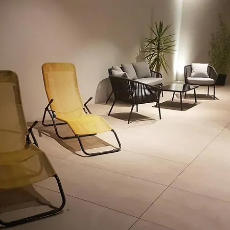 Zilli Apartment